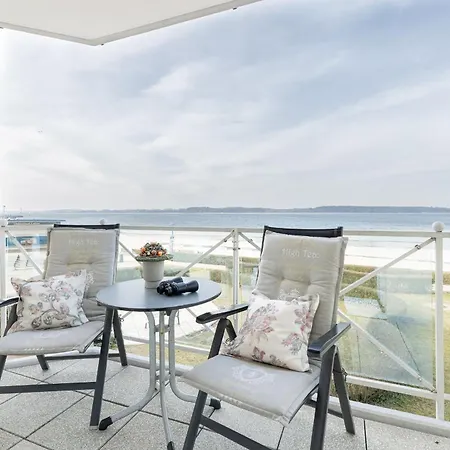 Strandhotel Nr 16 Apartment Laboe